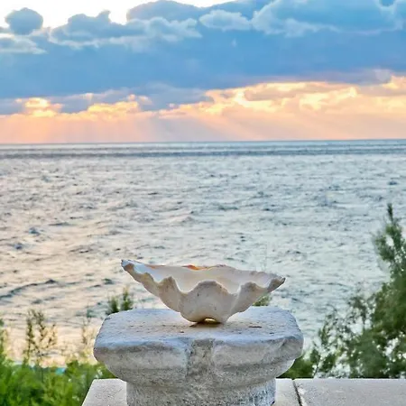 Villa Popillon 1 Myrties