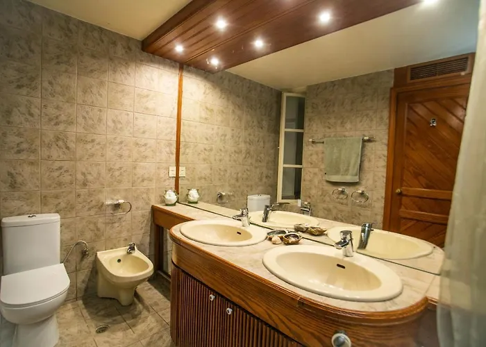 Popillon 1 Vilă Myrties